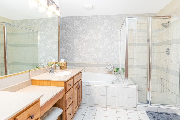 446 Territory, GALENA, Illinois 61036, 6 Bedrooms Bedrooms, ,6 BathroomsBathrooms,House,For Sale,Territory,202506733