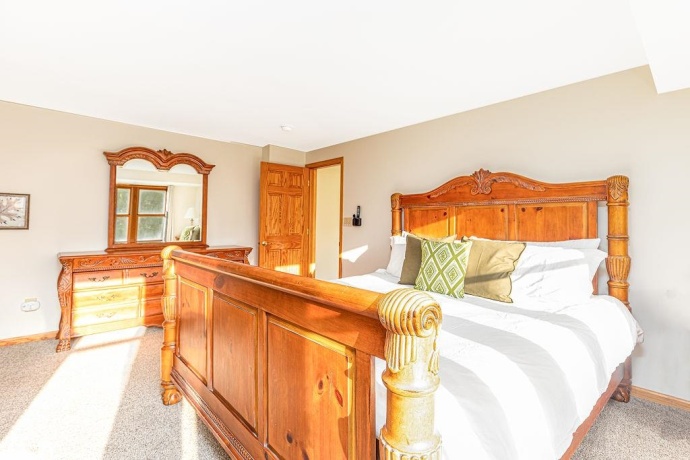 446 Territory, GALENA, Illinois 61036, 6 Bedrooms Bedrooms, ,6 BathroomsBathrooms,House,For Sale,Territory,202506733