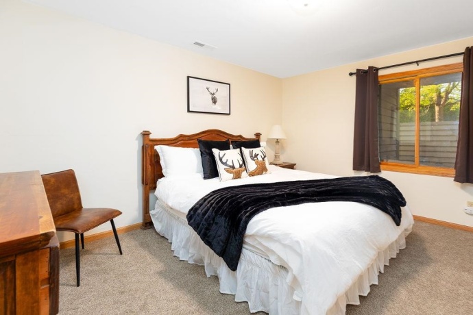 446 Territory, GALENA, Illinois 61036, 6 Bedrooms Bedrooms, ,6 BathroomsBathrooms,House,For Sale,Territory,202506733