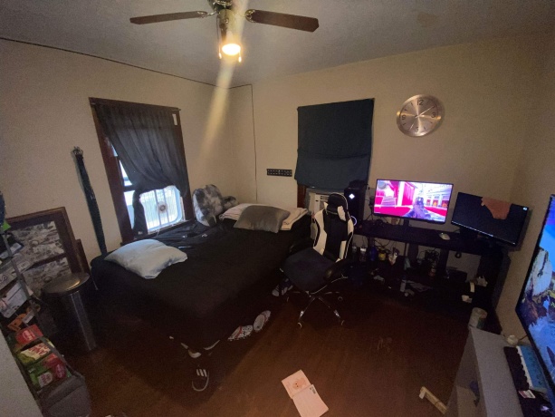 1017 Clover, ROCKFORD, Illinois 61102, 3 Bedrooms Bedrooms, ,2 BathroomsBathrooms,House,For Sale,Clover,202506734