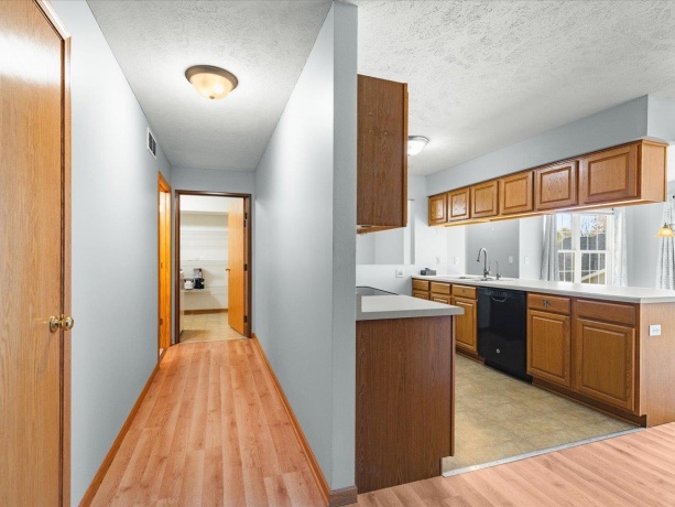 8628 Victory, MACHESNEY PARK, Illinois 61115, 2 Bedrooms Bedrooms, ,2 BathroomsBathrooms,Condominium,For Sale,Victory,202506736