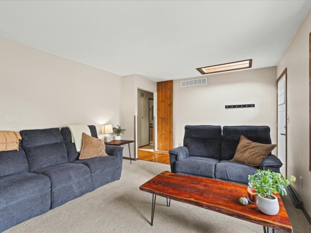 515 Chicory, MACHESNEY PARK, Illinois 61115, 3 Bedrooms Bedrooms, ,2 BathroomsBathrooms,House,For Sale,Chicory,202506737