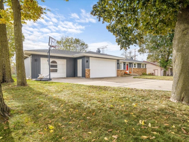 515 Chicory, MACHESNEY PARK, Illinois 61115, 3 Bedrooms Bedrooms, ,2 BathroomsBathrooms,House,For Sale,Chicory,202506737