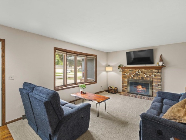 515 Chicory, MACHESNEY PARK, Illinois 61115, 3 Bedrooms Bedrooms, ,2 BathroomsBathrooms,House,For Sale,Chicory,202506737