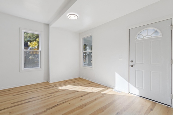 1306 Magnolia, ROCKFORD, Illinois 61104, 4 Bedrooms Bedrooms, ,2 BathroomsBathrooms,House,For Sale,Magnolia,202506739