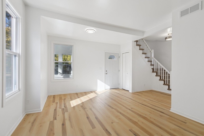 1306 Magnolia, ROCKFORD, Illinois 61104, 4 Bedrooms Bedrooms, ,2 BathroomsBathrooms,House,For Sale,Magnolia,202506739