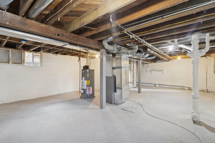 1306 Magnolia, ROCKFORD, Illinois 61104, 4 Bedrooms Bedrooms, ,2 BathroomsBathrooms,House,For Sale,Magnolia,202506739