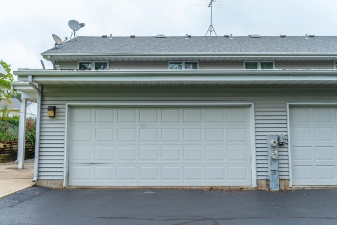 3786-3788 Sage, ROCKFORD, Illinois 61114, ,2 Units,For Sale,Sage,202506738