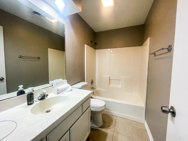 3786-3788 Sage, ROCKFORD, Illinois 61114, ,2 Units,For Sale,Sage,202506738