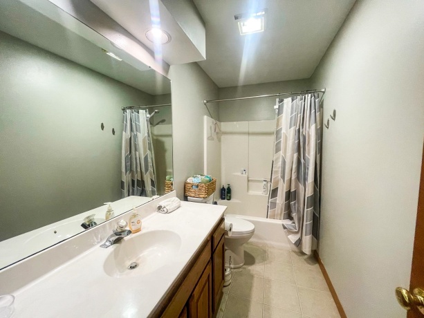 3786-3788 Sage, ROCKFORD, Illinois 61114, ,2 Units,For Sale,Sage,202506738