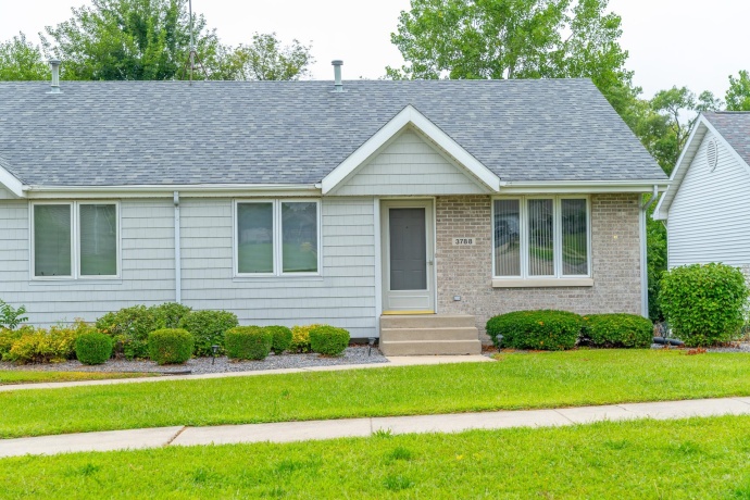 3786-3788 Sage, ROCKFORD, Illinois 61114, ,2 Units,For Sale,Sage,202506738