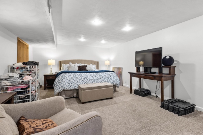 3407 LA SALLE, ROCKFORD, Illinois 61114, 3 Bedrooms Bedrooms, ,2 BathroomsBathrooms,House,For Sale,LA SALLE,202506741