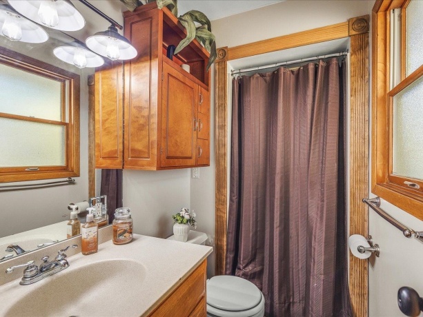 8181 Hilltop, WINNEBAGO, Illinois 61088, 3 Bedrooms Bedrooms, ,2 BathroomsBathrooms,House,For Sale,Hilltop,202506747