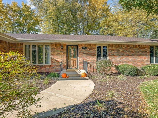 8181 Hilltop, WINNEBAGO, Illinois 61088, 3 Bedrooms Bedrooms, ,2 BathroomsBathrooms,House,For Sale,Hilltop,202506747