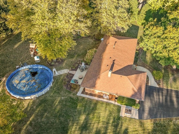 8181 Hilltop, WINNEBAGO, Illinois 61088, 3 Bedrooms Bedrooms, ,2 BathroomsBathrooms,House,For Sale,Hilltop,202506747