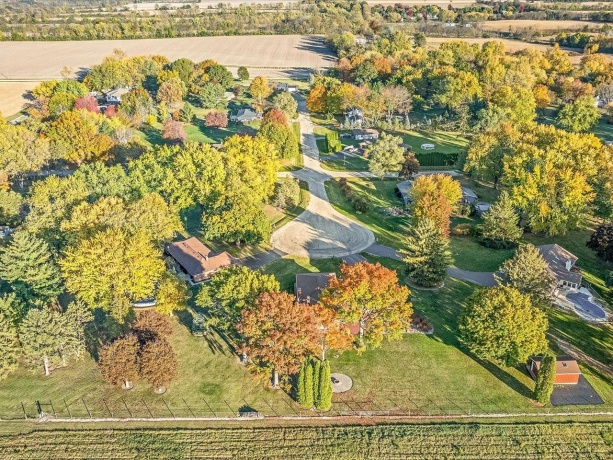 8181 Hilltop, WINNEBAGO, Illinois 61088, 3 Bedrooms Bedrooms, ,2 BathroomsBathrooms,House,For Sale,Hilltop,202506747