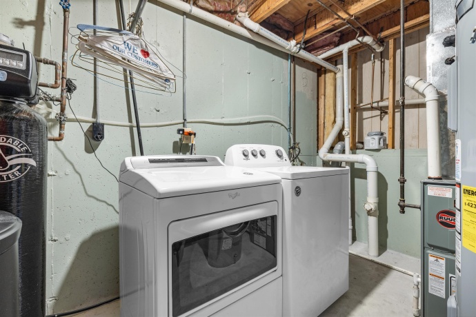 663 AMPHITHEATER DR #1, ROCKFORD, Illinois 61107, 2 Bedrooms Bedrooms, ,2 BathroomsBathrooms,Condominium,For Sale,AMPHITHEATER DR #1,202506746