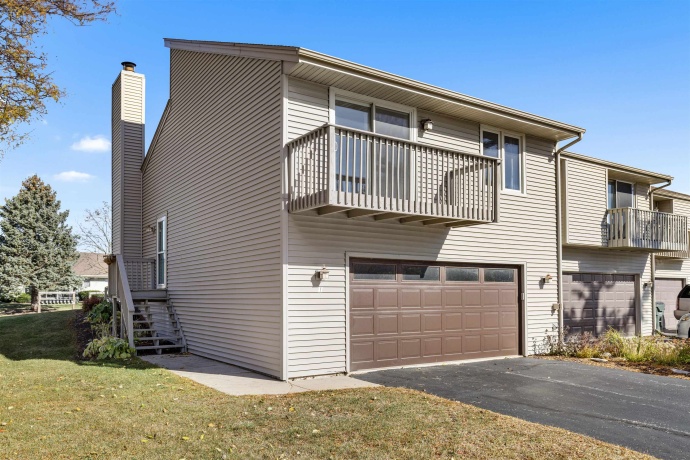 663 AMPHITHEATER DR #1, ROCKFORD, Illinois 61107, 2 Bedrooms Bedrooms, ,2 BathroomsBathrooms,Condominium,For Sale,AMPHITHEATER DR #1,202506746