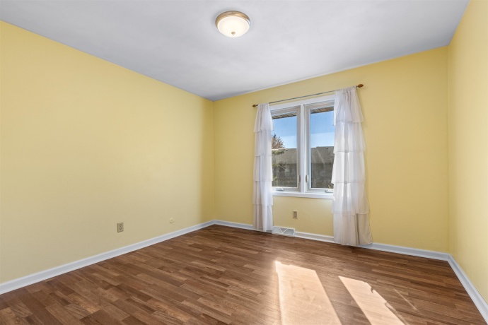 663 AMPHITHEATER DR #1, ROCKFORD, Illinois 61107, 2 Bedrooms Bedrooms, ,2 BathroomsBathrooms,Condominium,For Sale,AMPHITHEATER DR #1,202506746