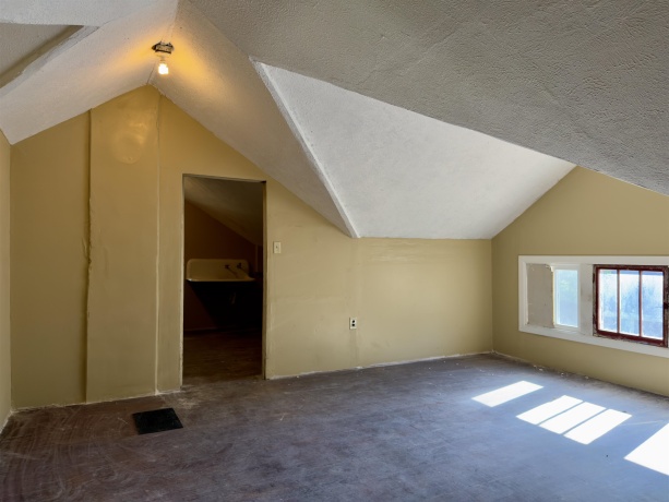 1520 PARMELE, ROCKFORD, Illinois 61104, 4 Bedrooms Bedrooms, ,2 BathroomsBathrooms,House,For Sale,PARMELE,202503849