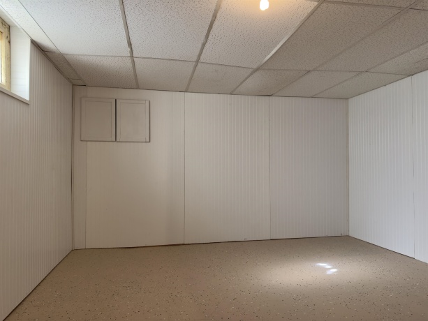 1520 PARMELE, ROCKFORD, Illinois 61104, 4 Bedrooms Bedrooms, ,2 BathroomsBathrooms,House,For Sale,PARMELE,202503849