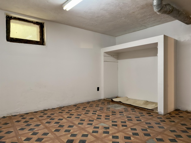 1520 PARMELE, ROCKFORD, Illinois 61104, 4 Bedrooms Bedrooms, ,2 BathroomsBathrooms,House,For Sale,PARMELE,202503849