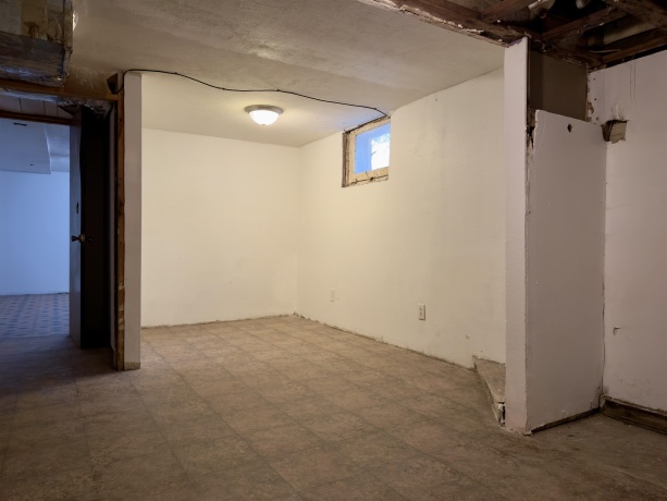 1520 PARMELE, ROCKFORD, Illinois 61104, 4 Bedrooms Bedrooms, ,2 BathroomsBathrooms,House,For Sale,PARMELE,202503849