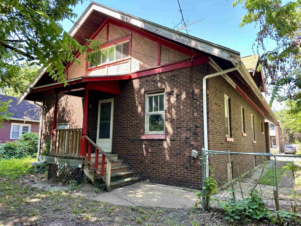 1520 PARMELE, ROCKFORD, Illinois 61104, 4 Bedrooms Bedrooms, ,2 BathroomsBathrooms,House,For Sale,PARMELE,202503849