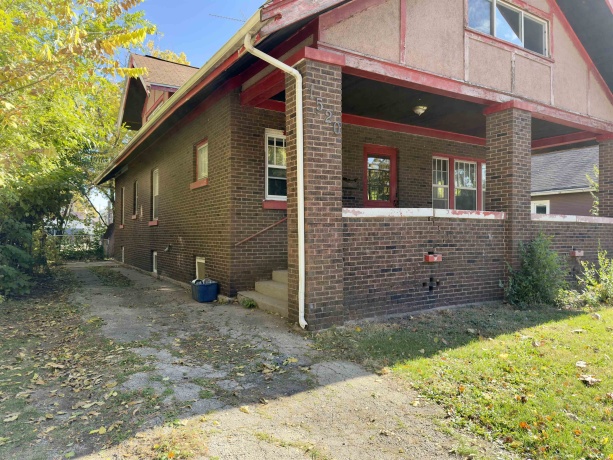 1520 PARMELE, ROCKFORD, Illinois 61104, 4 Bedrooms Bedrooms, ,2 BathroomsBathrooms,House,For Sale,PARMELE,202503849