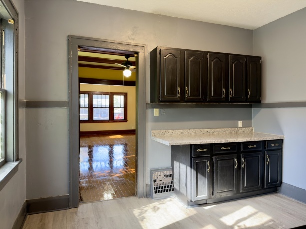 1520 PARMELE, ROCKFORD, Illinois 61104, 4 Bedrooms Bedrooms, ,2 BathroomsBathrooms,House,For Sale,PARMELE,202503849