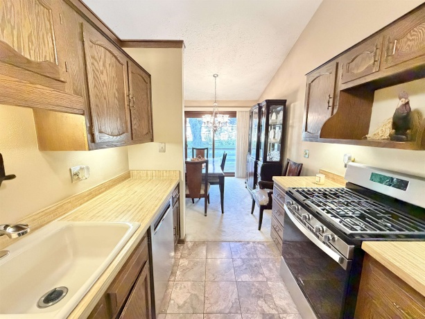 4685 High Point, ROCKFORD, Illinois 61114, 2 Bedrooms Bedrooms, ,1 BathroomBathrooms,Condominium,For Sale,High Point,202506751