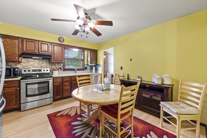 295 Forestcliff, LAKE SUMMERSET, Illinois 61019, 3 Bedrooms Bedrooms, ,2 BathroomsBathrooms,House,For Sale,Forestcliff,202506761