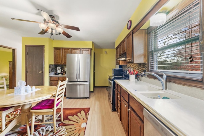 295 Forestcliff, LAKE SUMMERSET, Illinois 61019, 3 Bedrooms Bedrooms, ,2 BathroomsBathrooms,House,For Sale,Forestcliff,202506761