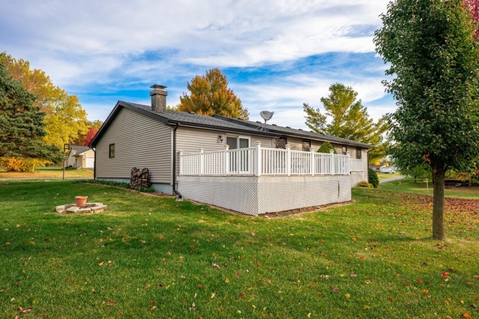 295 Forestcliff, LAKE SUMMERSET, Illinois 61019, 3 Bedrooms Bedrooms, ,2 BathroomsBathrooms,House,For Sale,Forestcliff,202506761