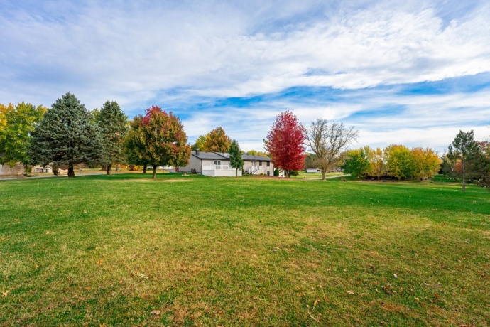 295 Forestcliff, LAKE SUMMERSET, Illinois 61019, 3 Bedrooms Bedrooms, ,2 BathroomsBathrooms,House,For Sale,Forestcliff,202506761