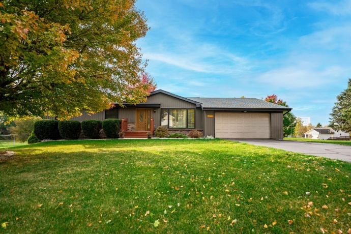 295 Forestcliff, LAKE SUMMERSET, Illinois 61019, 3 Bedrooms Bedrooms, ,2 BathroomsBathrooms,House,For Sale,Forestcliff,202506761