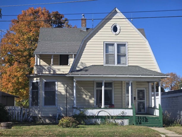 207 Division, POLO, Illinois 61064, 3 Bedrooms Bedrooms, ,1 BathroomBathrooms,House,For Sale,Division,202506762