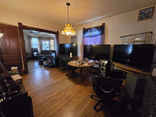 207 Division, POLO, Illinois 61064, 3 Bedrooms Bedrooms, ,1 BathroomBathrooms,House,For Sale,Division,202506762