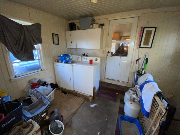 611 Locust, BELVIDERE, Illinois 61008, 3 Bedrooms Bedrooms, ,1 BathroomBathrooms,House,For Sale,Locust,202506764