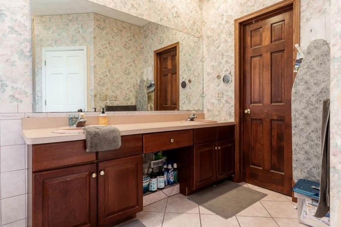 7146 BARNGATE, SOUTH BELOIT, Illinois 61080, 4 Bedrooms Bedrooms, ,4 BathroomsBathrooms,House,For Sale,BARNGATE,202506766