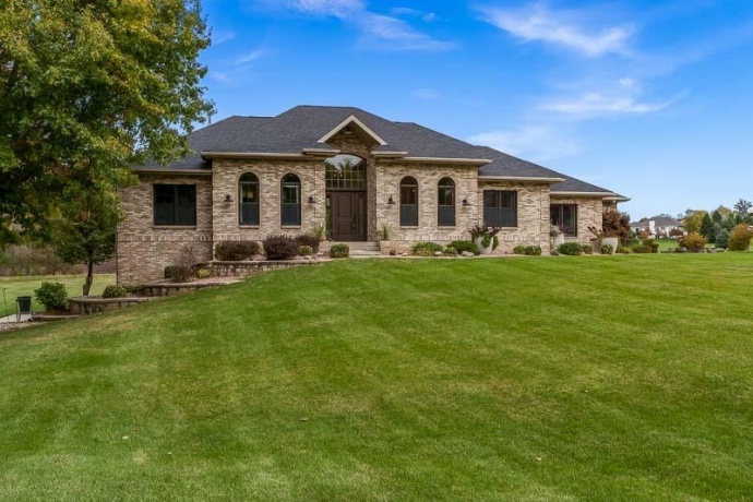 7146 BARNGATE, SOUTH BELOIT, Illinois 61080, 4 Bedrooms Bedrooms, ,4 BathroomsBathrooms,House,For Sale,BARNGATE,202506766