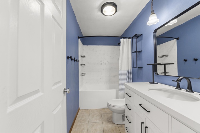 5716 Whispering, LOVES PARK, Illinois 61111, 4 Bedrooms Bedrooms, ,2 BathroomsBathrooms,House,For Sale,Whispering,202506768