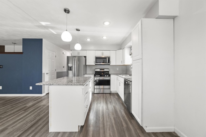 5716 Whispering, LOVES PARK, Illinois 61111, 4 Bedrooms Bedrooms, ,2 BathroomsBathrooms,House,For Sale,Whispering,202506768