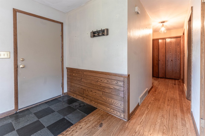 1209 Mayfield, ROCKFORD, Illinois 61107, 3 Bedrooms Bedrooms, ,1 BathroomBathrooms,House,For Sale,Mayfield,202506769