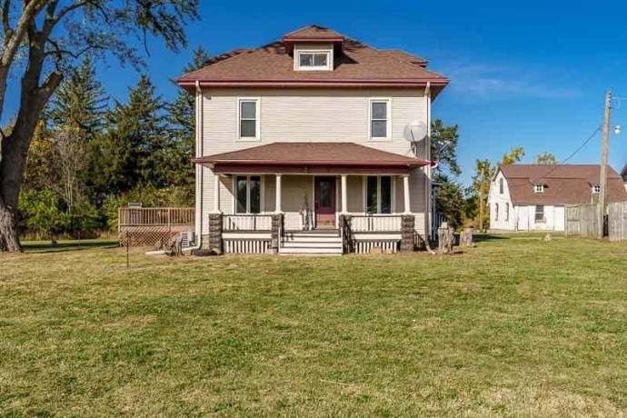 15685 State, PECATONICA, Illinois 61063, 5 Bedrooms Bedrooms, ,3 BathroomsBathrooms,House,For Sale,State,202506770