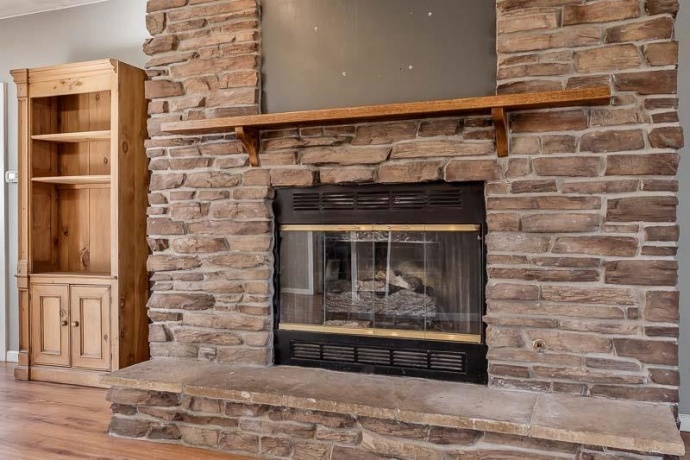 15685 State, PECATONICA, Illinois 61063, 5 Bedrooms Bedrooms, ,3 BathroomsBathrooms,House,For Sale,State,202506770