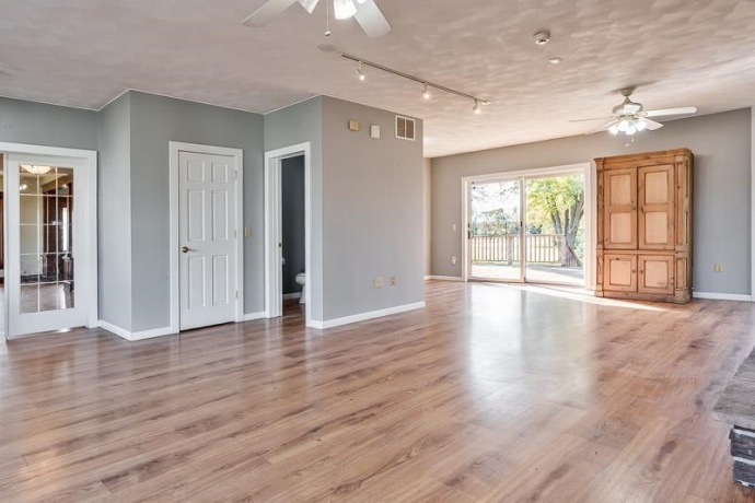 15685 State, PECATONICA, Illinois 61063, 5 Bedrooms Bedrooms, ,3 BathroomsBathrooms,House,For Sale,State,202506770