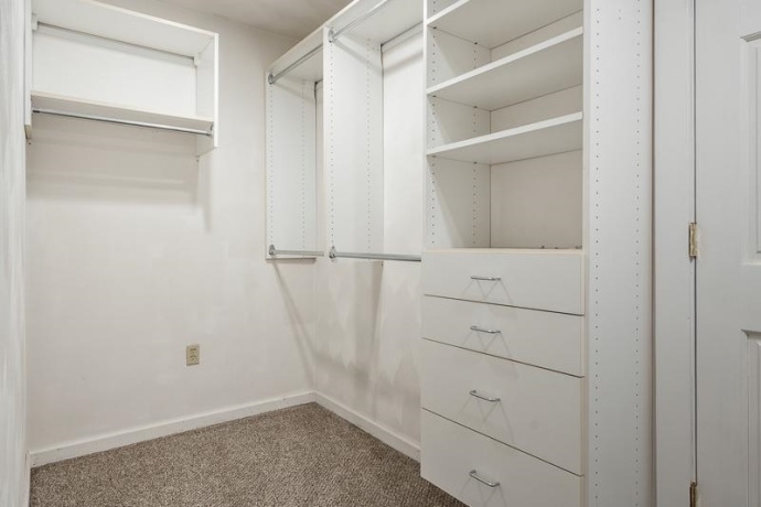 15685 State, PECATONICA, Illinois 61063, 5 Bedrooms Bedrooms, ,3 BathroomsBathrooms,House,For Sale,State,202506770