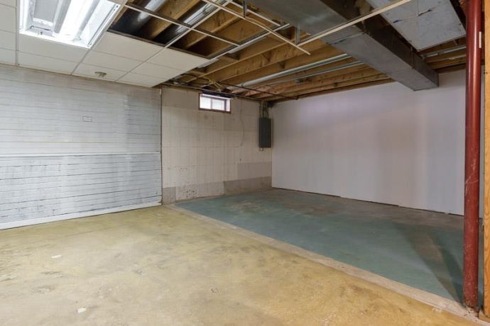 15685 State, PECATONICA, Illinois 61063, 5 Bedrooms Bedrooms, ,3 BathroomsBathrooms,House,For Sale,State,202506770