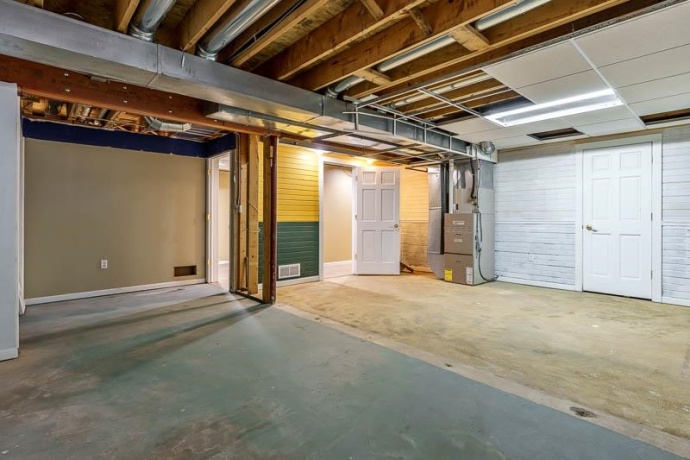 15685 State, PECATONICA, Illinois 61063, 5 Bedrooms Bedrooms, ,3 BathroomsBathrooms,House,For Sale,State,202506770